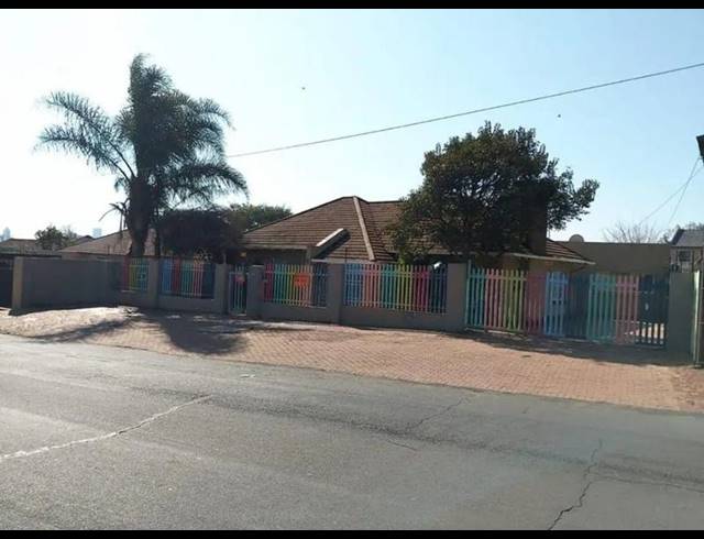 0 BEDROOM HOUSE FOR SALE IN ROBERTSHAM